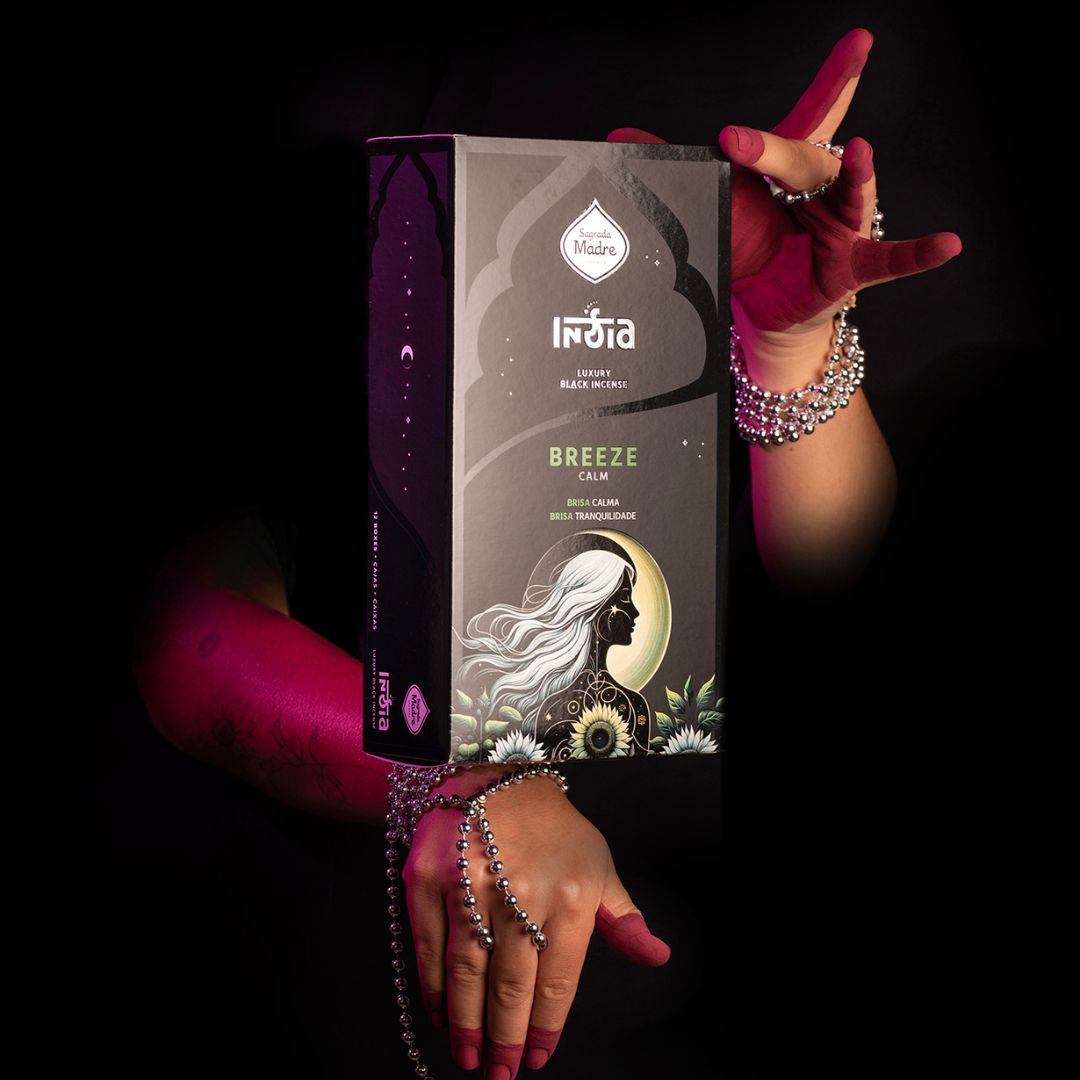 Linea India Black - Breeze Calm (Sagrada Madre)