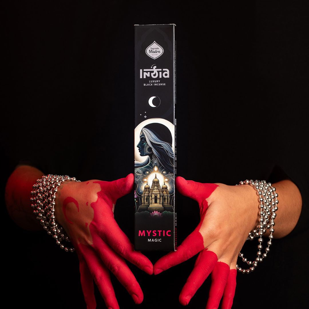 Linea India Black - Mystic Magic (Sagrada Madre)