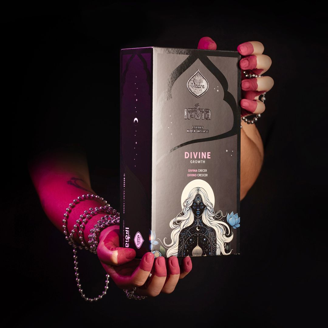 Linea India Black - Divine Growth (Sagrada Madre)