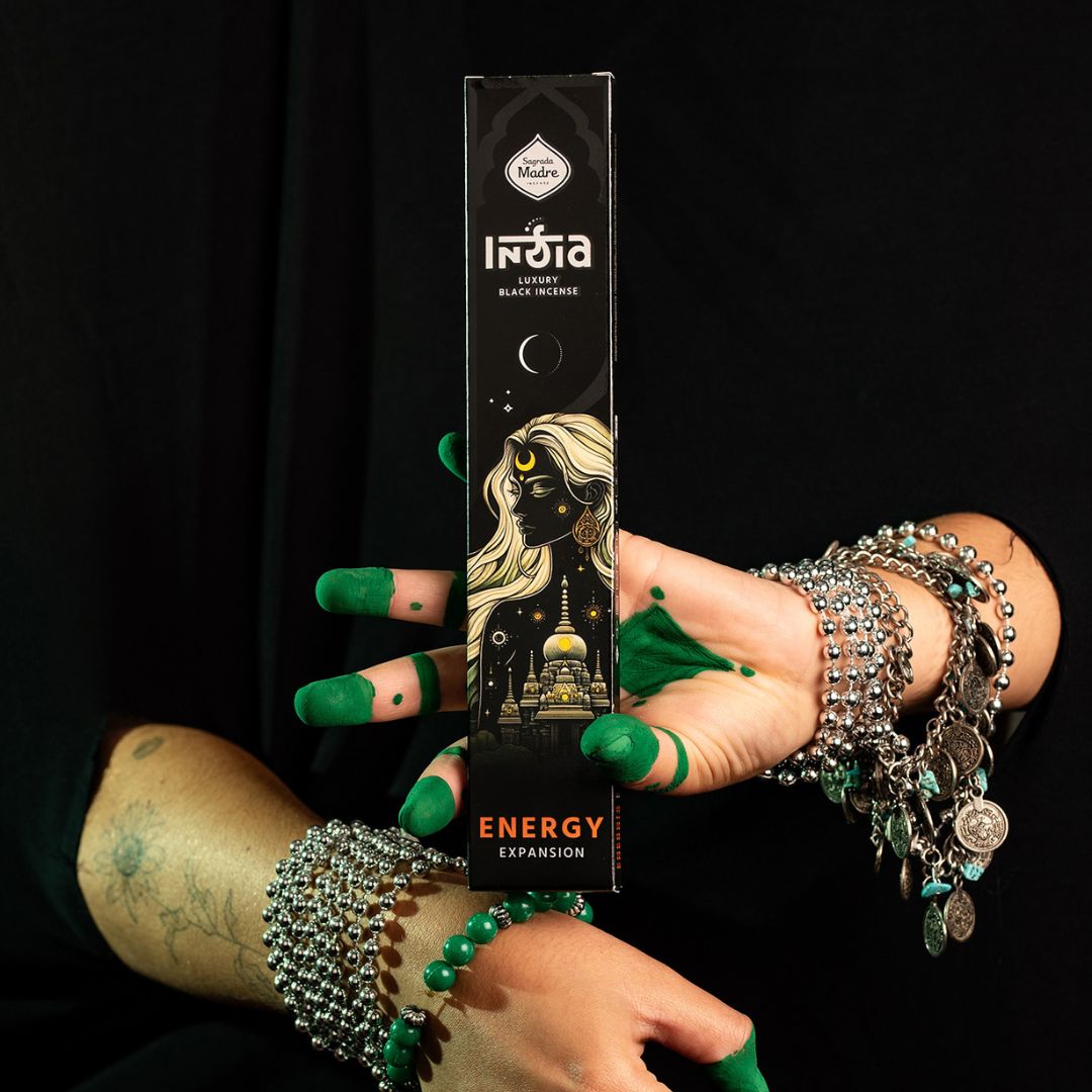 Linea India Black - Energy Expansion (Sagrada Madre)