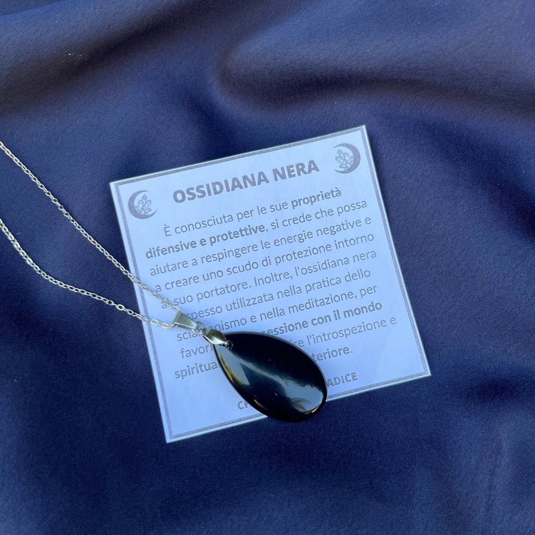 Collana pietra naturale petalo in Ossidiana Nera