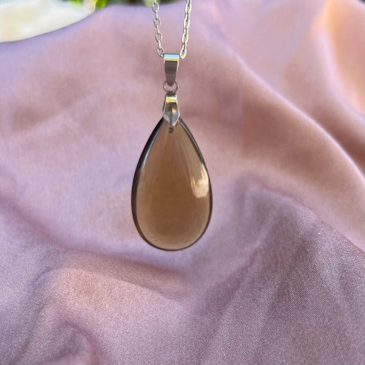 Collana pietra naturale petalo in Quarzo Fumè
