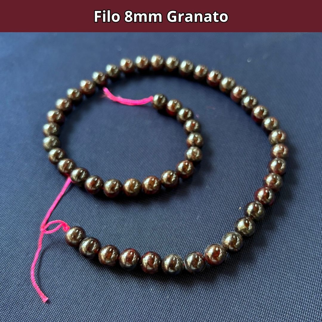 Fili in pietra naturale Granato 8mm (49 perle)