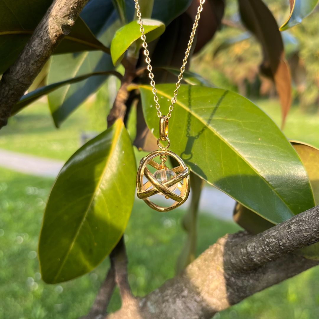 Collana Genesa Cristallo di Rocca – Acciaio Oro