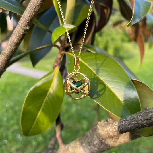 Collana Genesa Giada Verde – Acciaio Oro