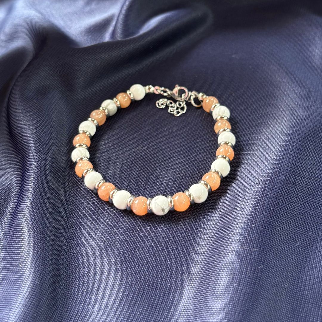 Bracciale Pianeta Giove con Howlite e Pietra del Sole