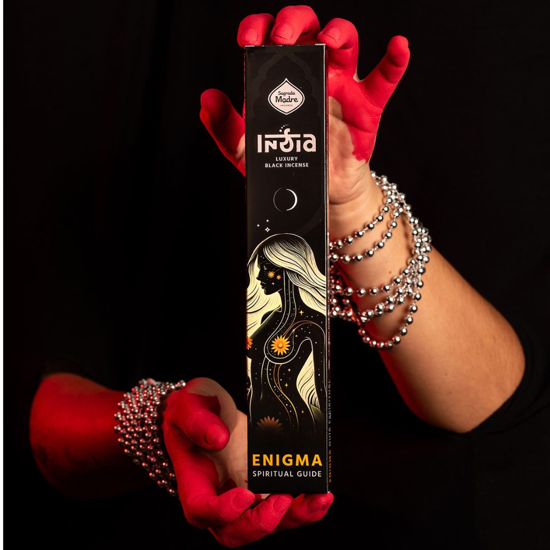 Linea India Black - Enigma Spiritual Guide