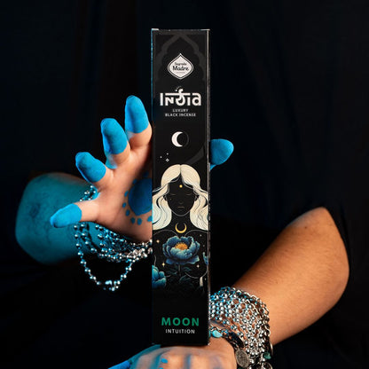 Linea India Black - Moon Intuition (Sagrada Madre)