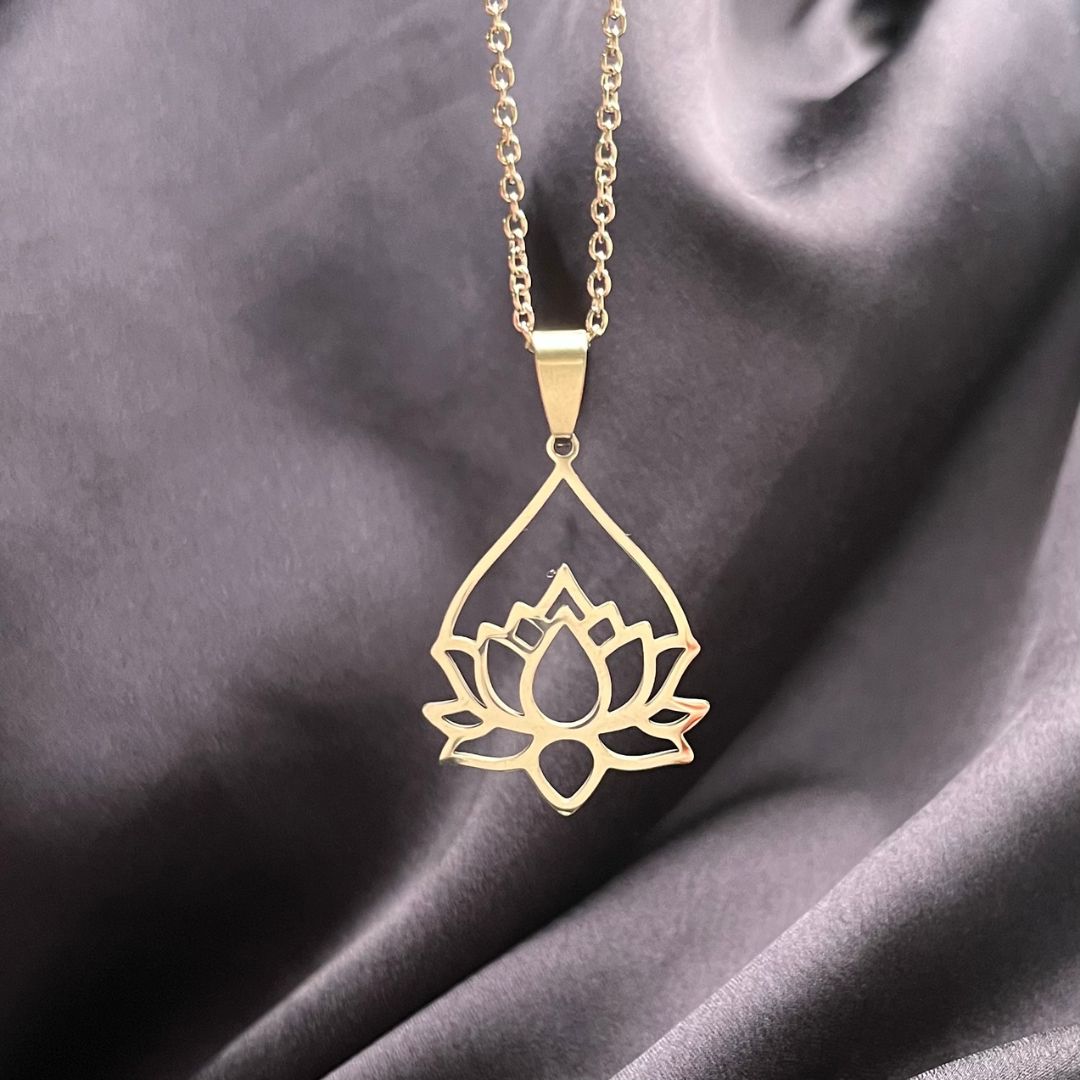 Collana Regolabile Fiore di Loto (acciaio inox)