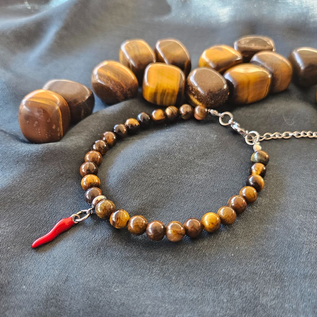 Bracciale Occhio di Tigre 6mm e cornetto portafortuna